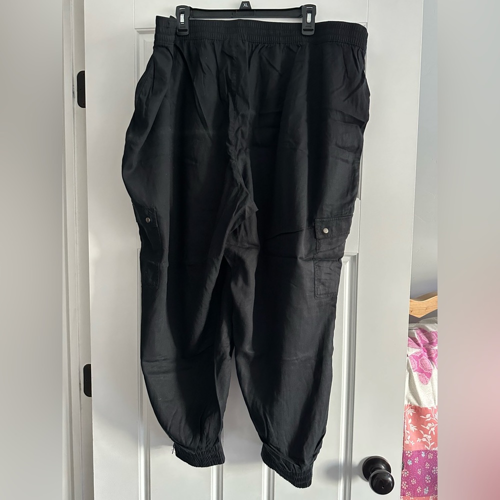 Lane Bryant women’s plus size 22W/24W dressy Black Cargo jogger Pants - Picture 5 of 11